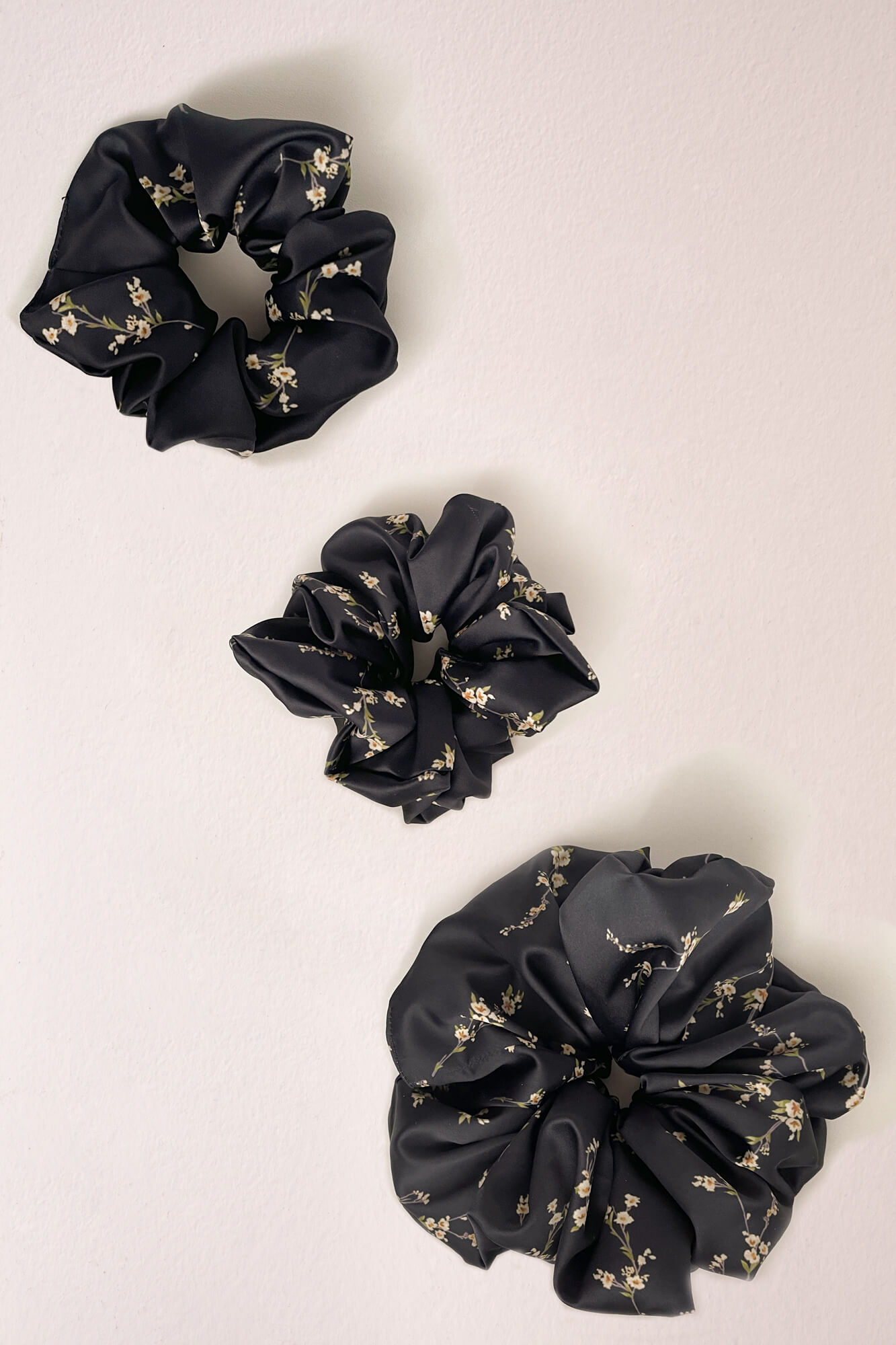 Silk Scrunchie Oh Girl image featured